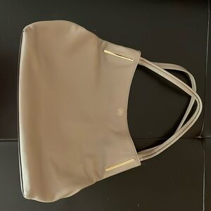 Vince Camuto shoulder bag leather
